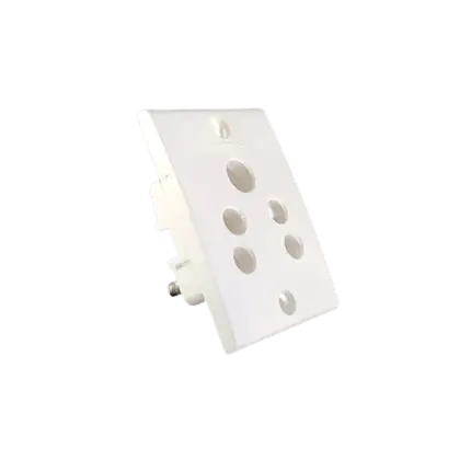 Great White Petra 6A 2-in-1 Socket